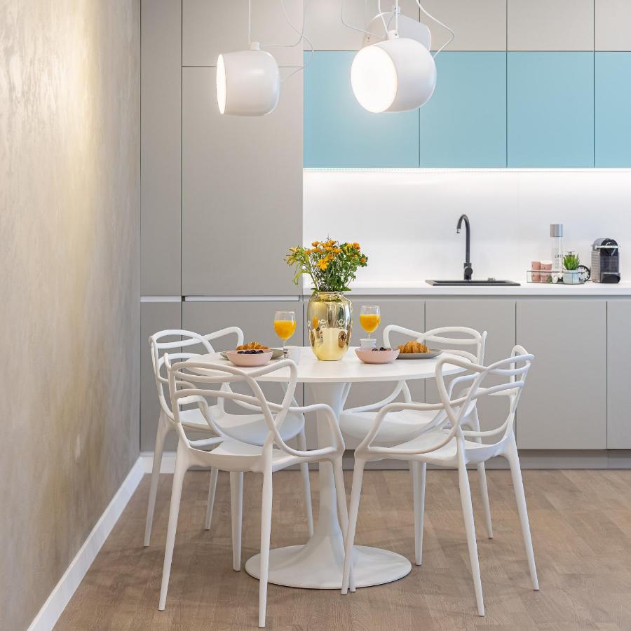Il Lago - Turquoise - Cozy Luxurious Smart Home By The Lake Voluntari Bagian luar foto